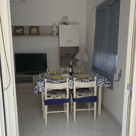 Trilo A 80 M Dal Mare San Foca Ll77 San Foca