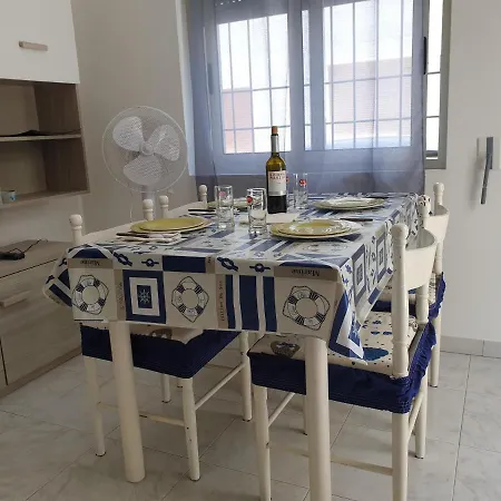 Trilo A 80 M Dal Mare San Foca Ll77